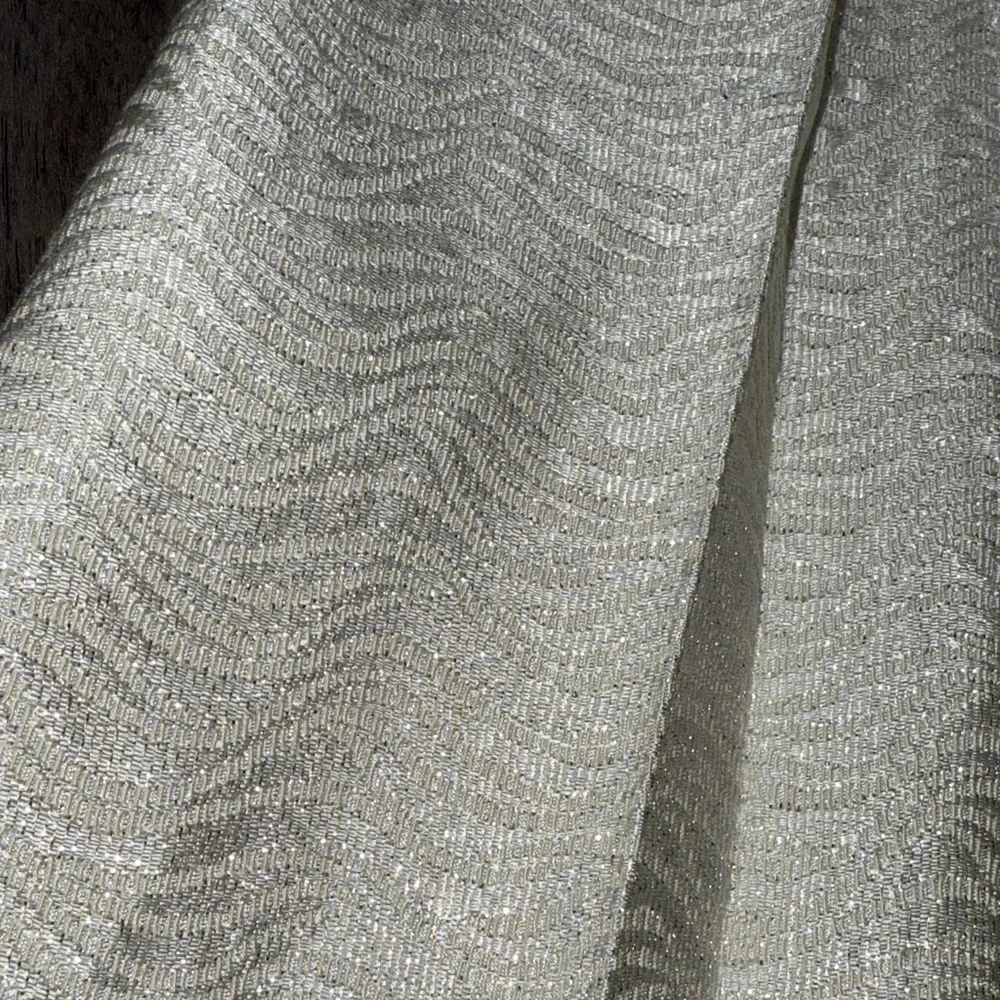 Elegant kids Faux Fur Trimmed sliver shimmer ivory like Coat